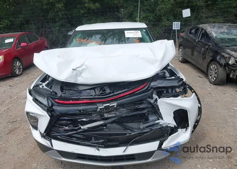 2024 Chevrolet Blazer Awd 2Lt из США, поврежденный, VIN 3GNKBHR45RS203647